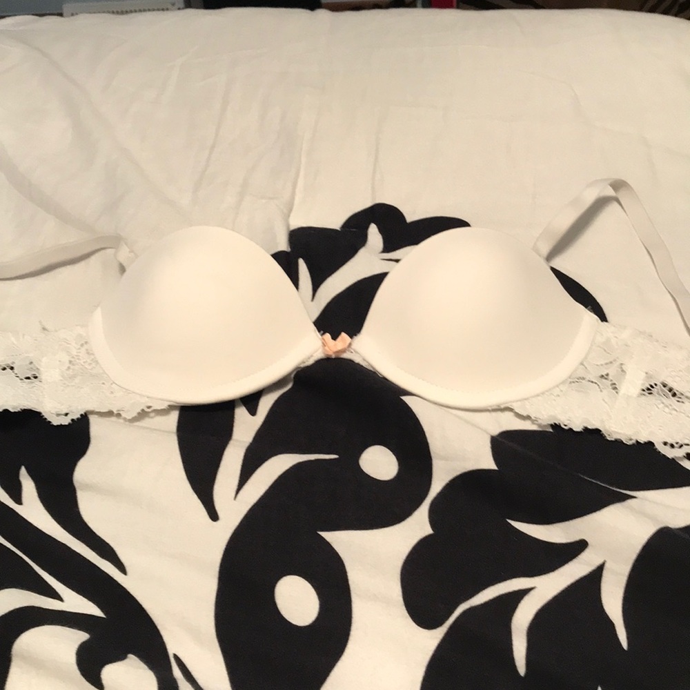 White multi-way push up bra